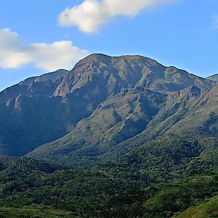 Sitio Vista Da Serra Lavrinhas Exteriör bild